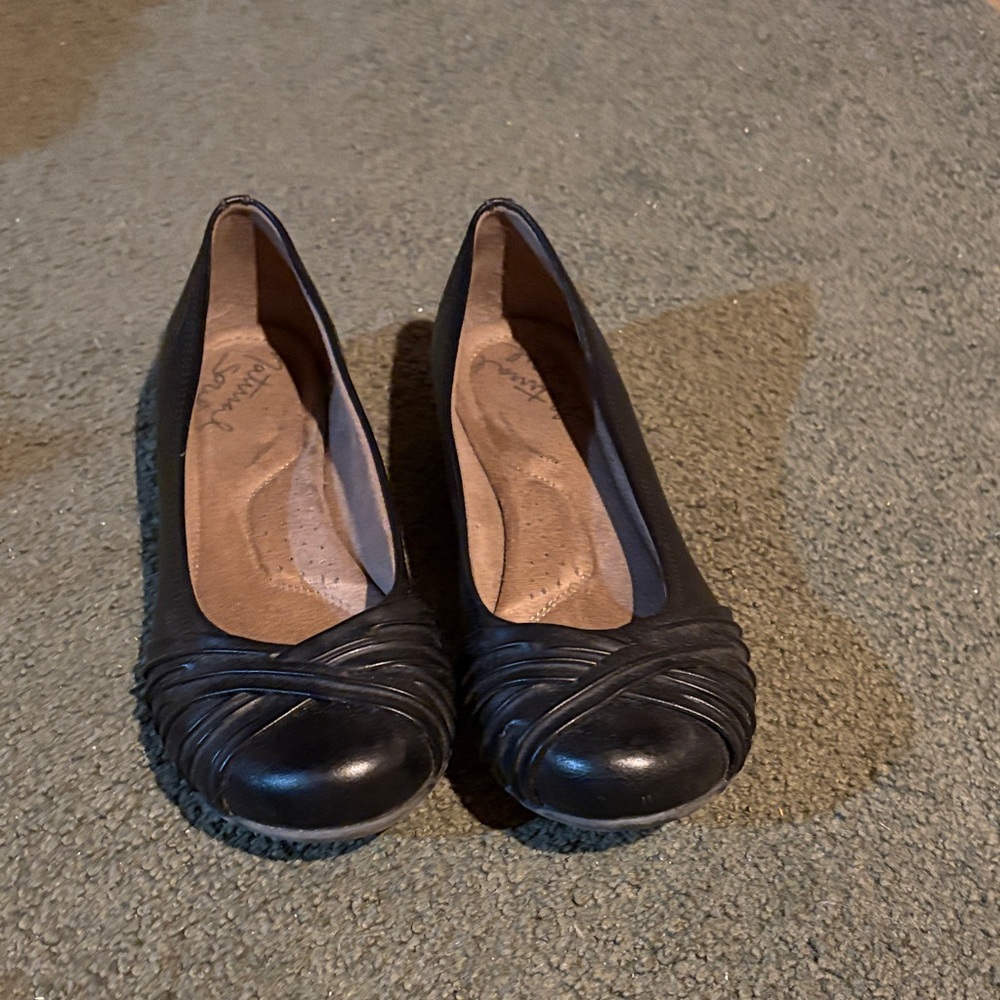 Black Flats